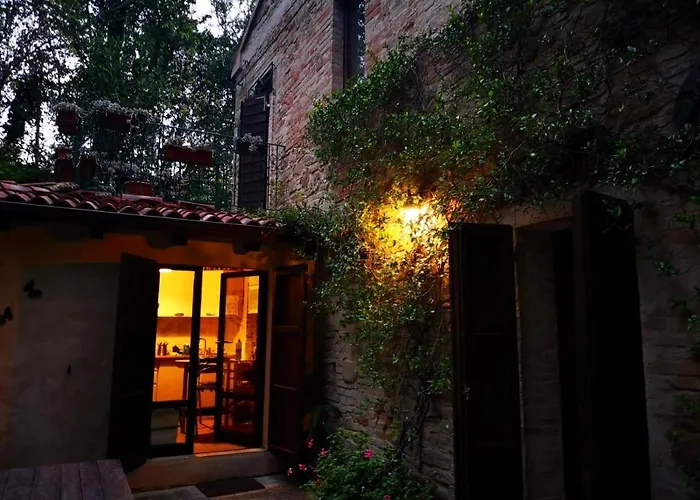 فندق مبيت وإفطار La Casita Santa Vittoria in Matenano